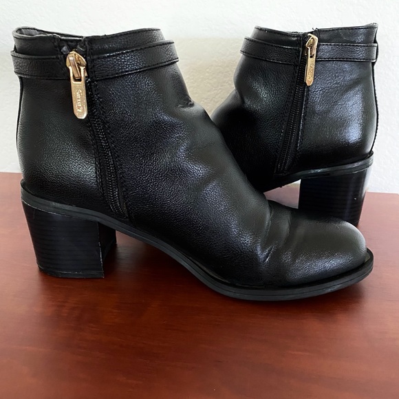 Sam Edelman Jolie Black Ankle Boots - Picture 3 of 8